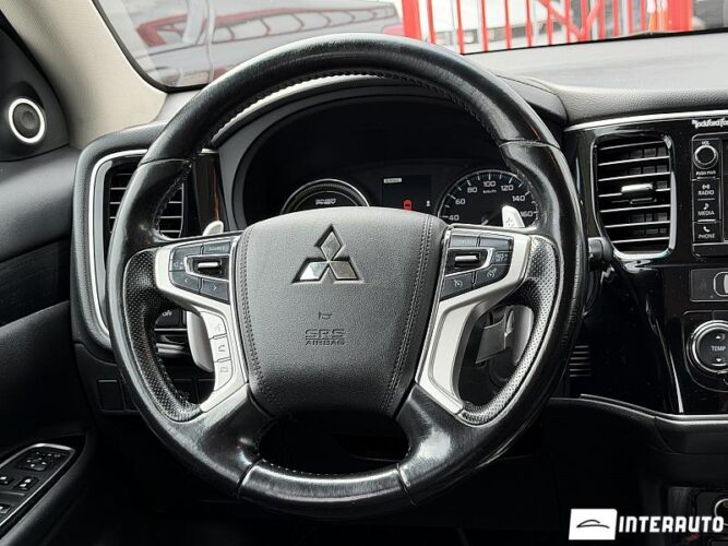 mitsubishi Outlander 2015