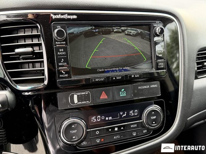 mitsubishi Outlander 2015