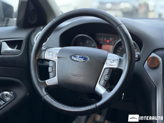 ford Mondeo 2013