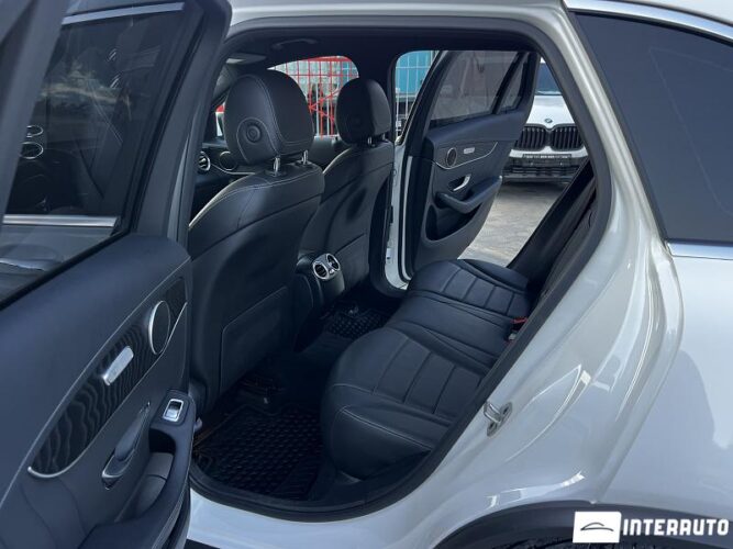 Mercedes GLC 200 42 mercedes GLC 200 2022