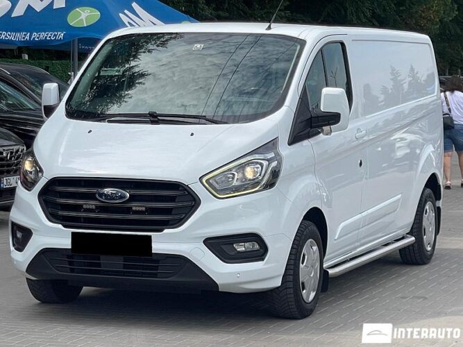 Ford Transit Custom 2019 doar la InterAuto