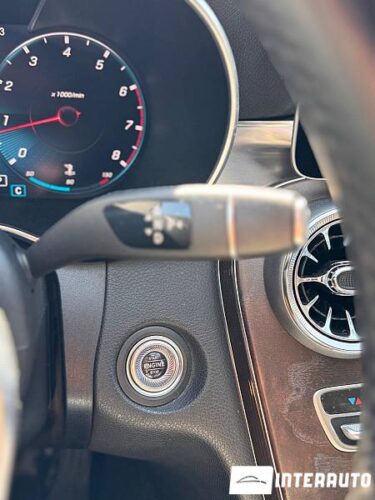 Mercedes C 180 39 mercedes C 180 2019