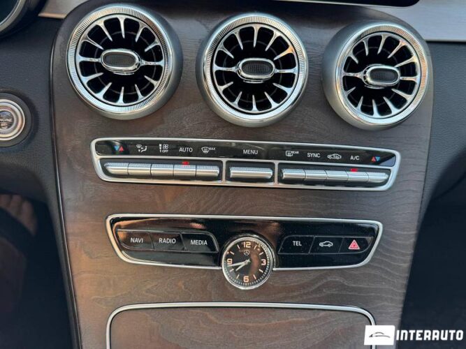 Mercedes C 180 37 mercedes C 180 2019