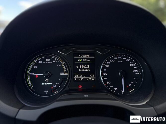 Audi A3 E-tron 38 audi A3 E-tron 2015
