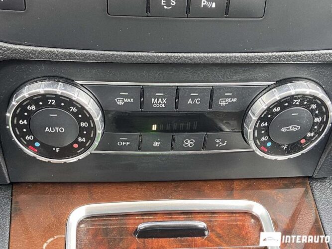 Mercedes GLK 250 49 mercedes GLK 250 2013