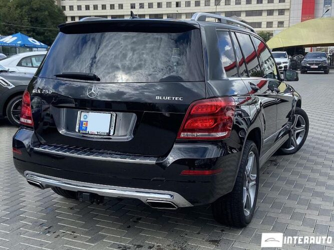 Mercedes GLK 250 37 mercedes GLK 250 2013