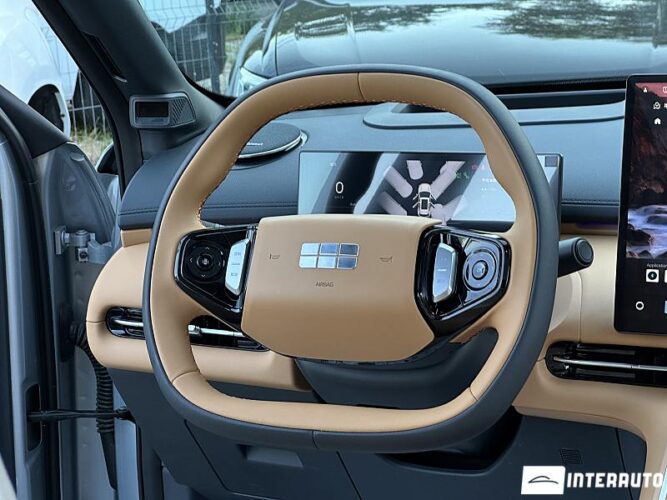Geely Galaxy Starship 7 42 geely Galaxy Starship 7 2025