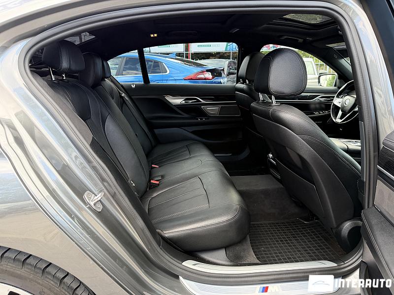 bmw 740 2016