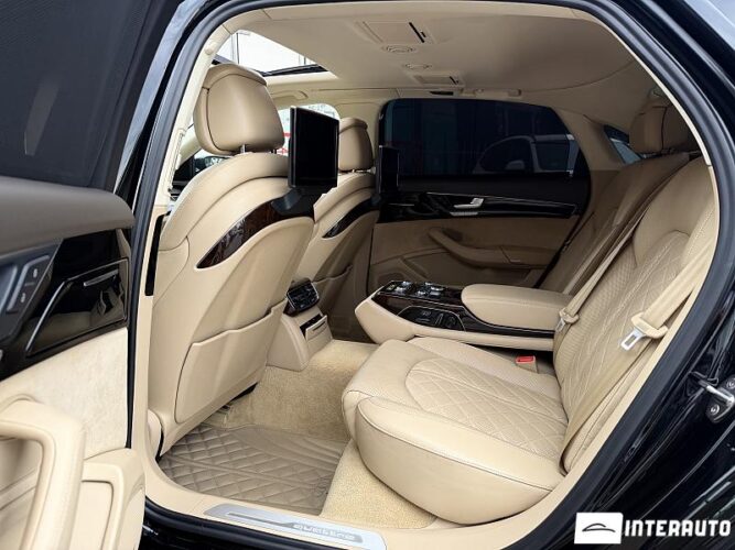 Audi A8 65 audi A8 2017