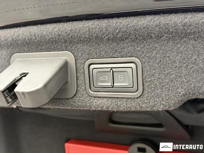 Audi A8 67 audi A8 2017