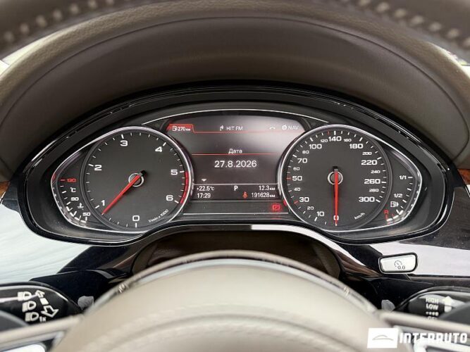 Audi A8 49 audi A8 2017