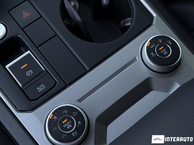 Volkswagen Touareg 49 volkswagen Touareg 2019