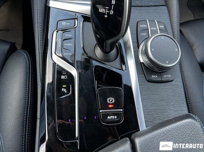 bmw 545e 2021