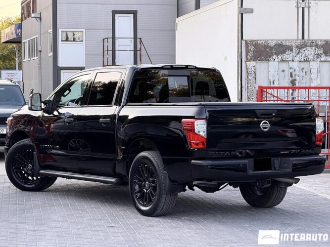 nissan Titan 2018