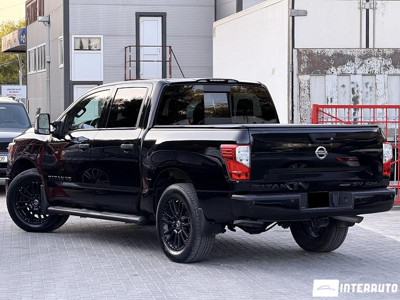 nissan Titan 2018