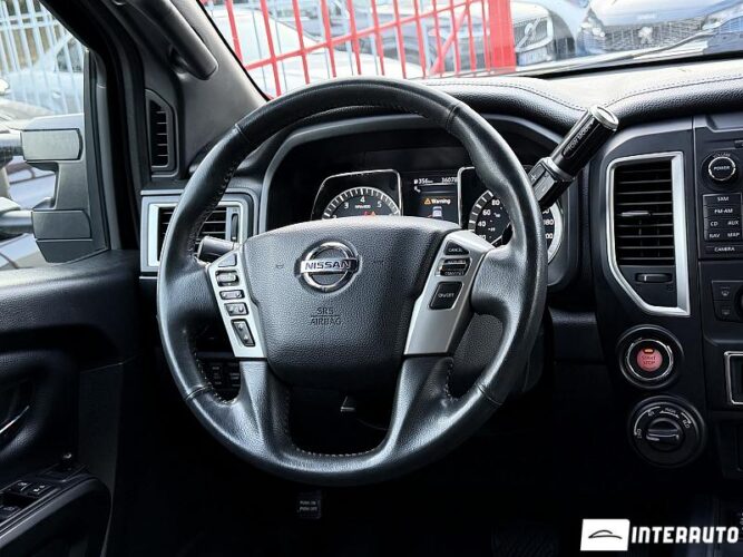 nissan Titan 2018