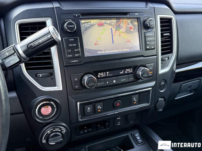 nissan Titan 2018