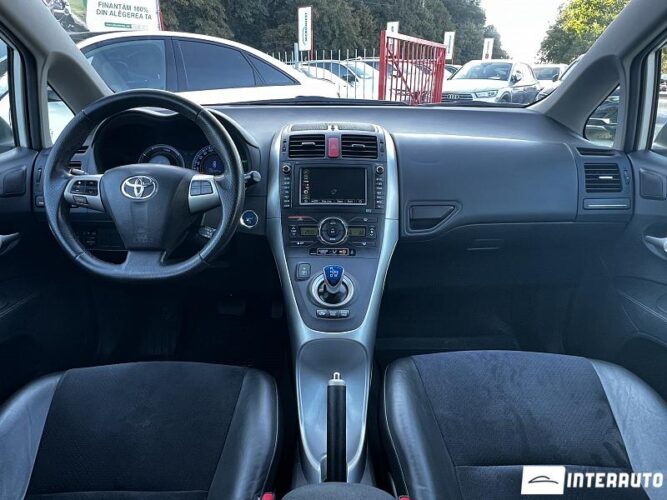 toyota Auris 2012