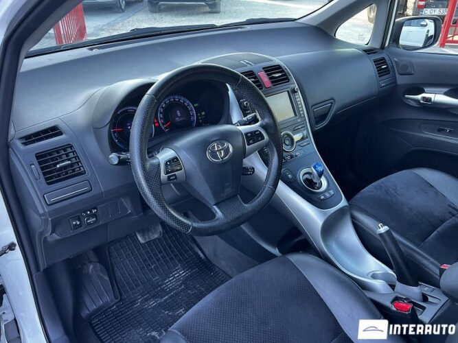 toyota Auris 2012