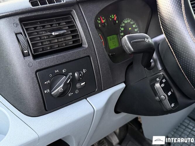 ford Transit 2010