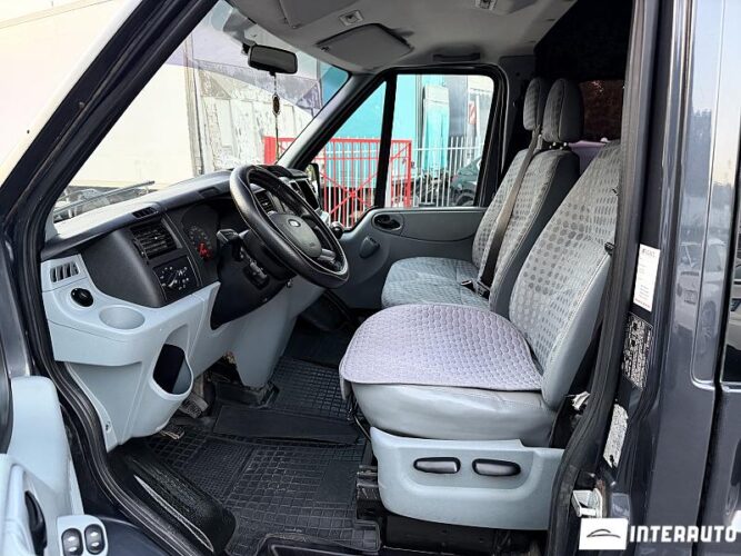 ford Transit 2010