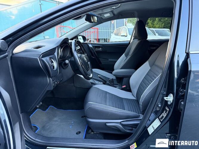 Toyota Auris 34 toyota Auris 2016