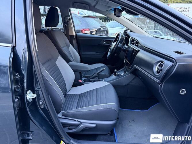 Toyota Auris 41 toyota Auris 2016