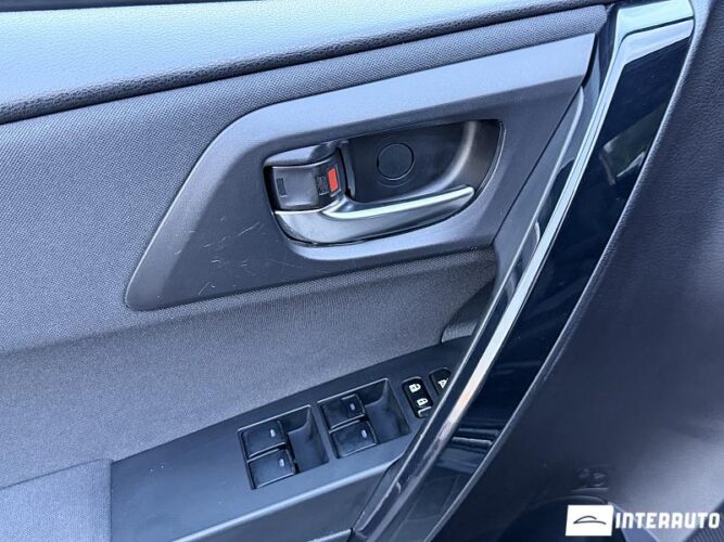 Toyota Auris 46 toyota Auris 2016