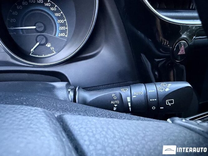 Toyota Auris 43 toyota Auris 2016