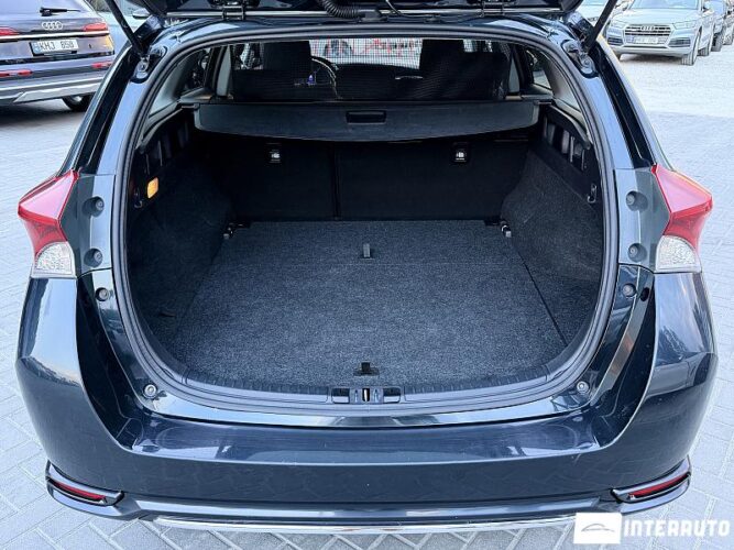 Toyota Auris 42 toyota Auris 2016
