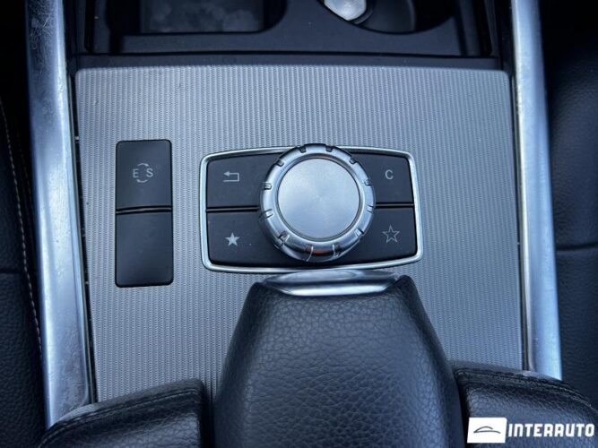 Mercedes E 300h 41 mercedes E 300h 2015