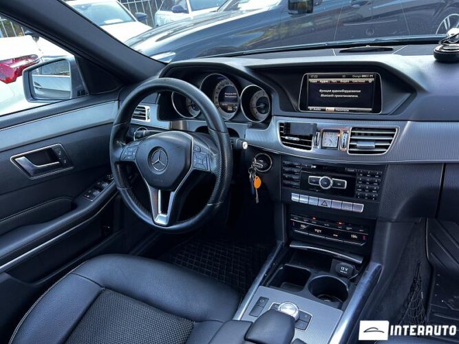 Mercedes E 300h 34 mercedes E 300h 2015