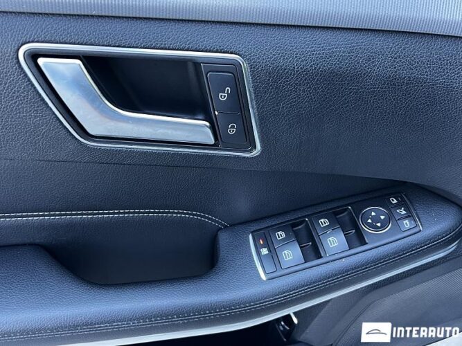 Mercedes E 300h 42 mercedes E 300h 2015