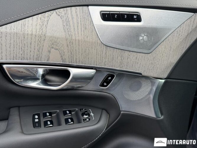 volvo XC 90 2025