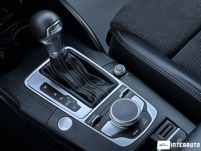 Audi A3 E-tron 43 audi A3 E-tron 2017