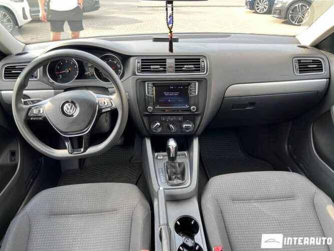 Volkswagen Jetta 34 volkswagen Jetta 2015