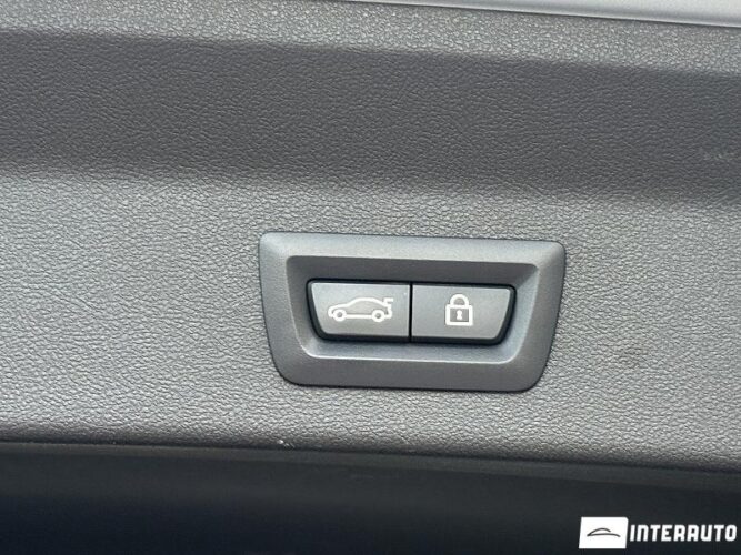 BMW X3 2.0i 58 bmw X3 2.0i 2020
