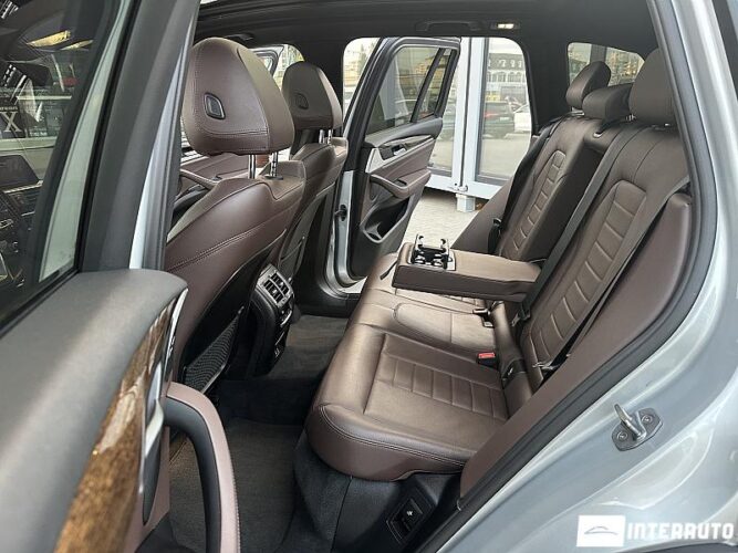 BMW X3 2.0i 51 bmw X3 2.0i 2020