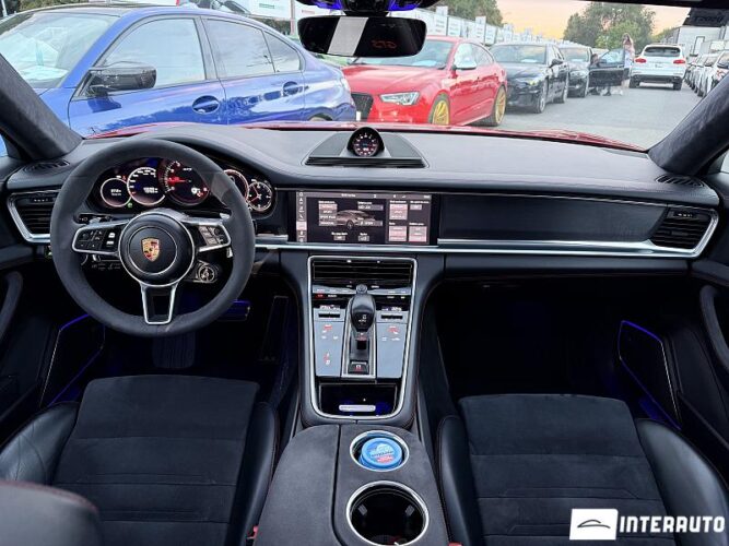 Porsche Panamera GTS 43 porsche Panamera GTS 2019