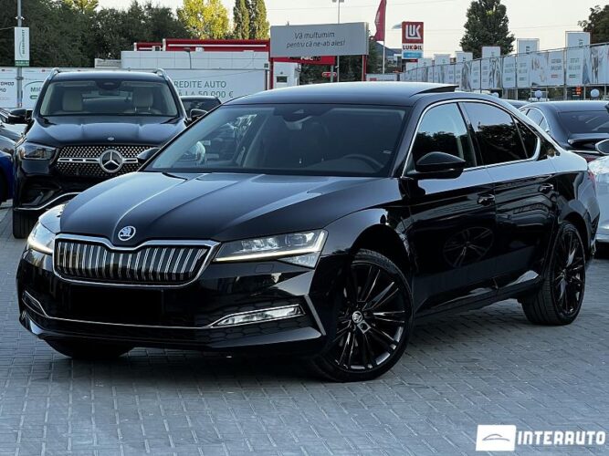 Skoda Superb 2020 doar la InterAuto