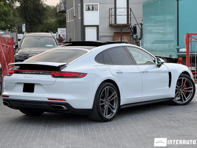 porsche Panamera 2020