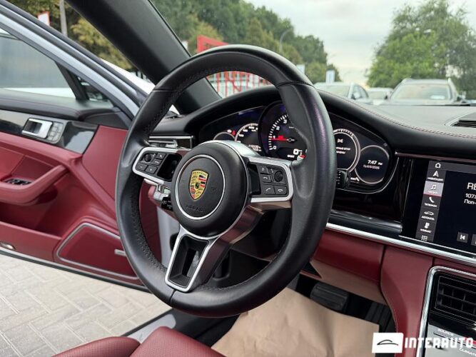 porsche Panamera 2020