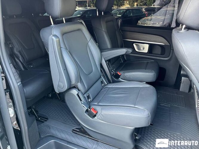 Mercedes V 300 54 mercedes V 300 2024