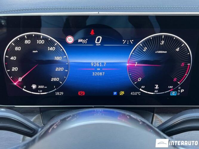 Mercedes V 300 43 mercedes V 300 2024
