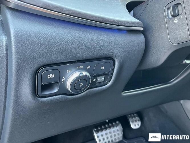 Mercedes V 300 50 mercedes V 300 2024