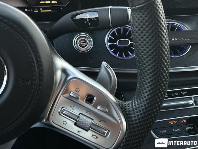 Mercedes E 300 42 mercedes E 300 2018