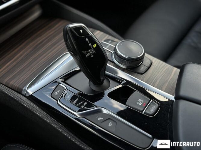 bmw 520 2018