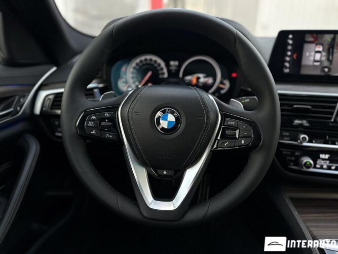 bmw 520 2018