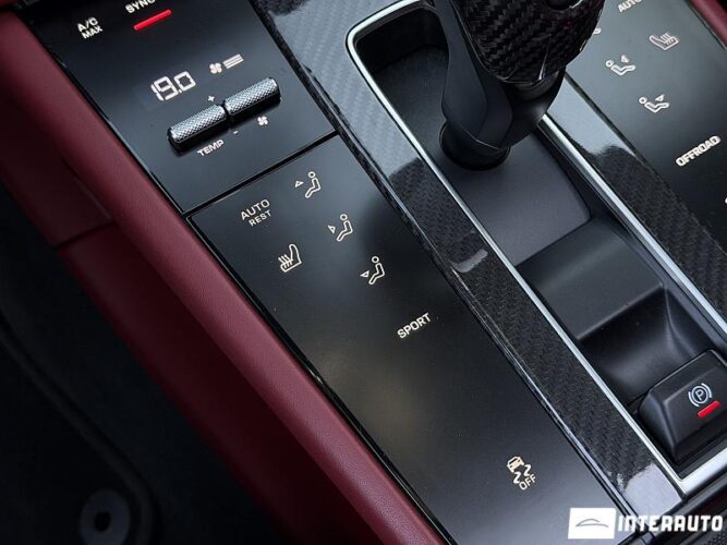 porsche Macan 2022