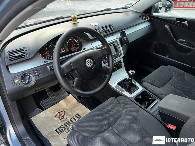 Volkswagen Passat 34 volkswagen Passat 2010